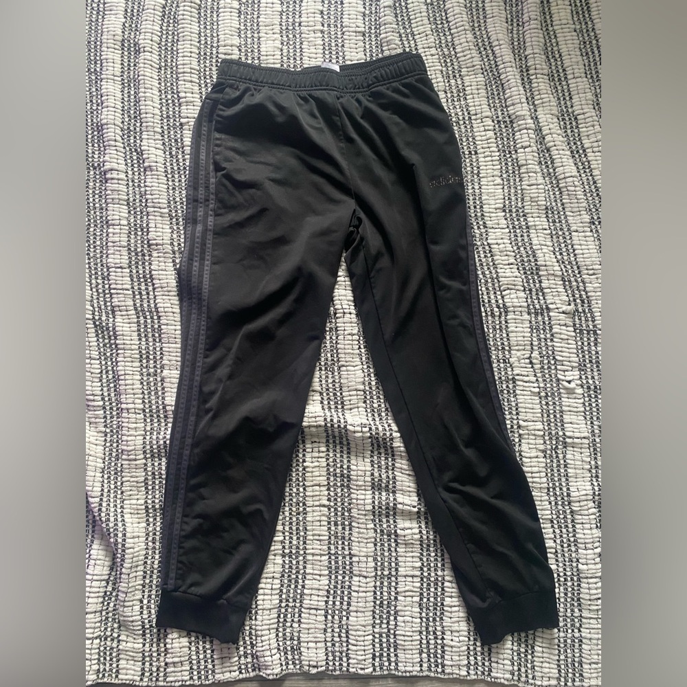 Adidas tri stripe sweatpants